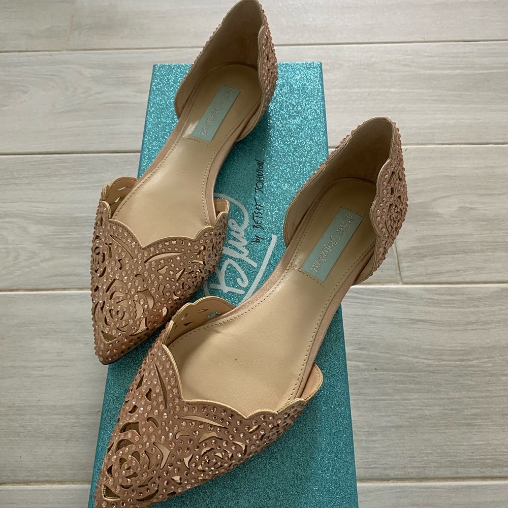 Betsey Johnson pointed toe sequin flats